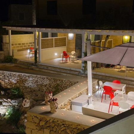 Le Suites Del Carrubo Favignana Exteriör bild