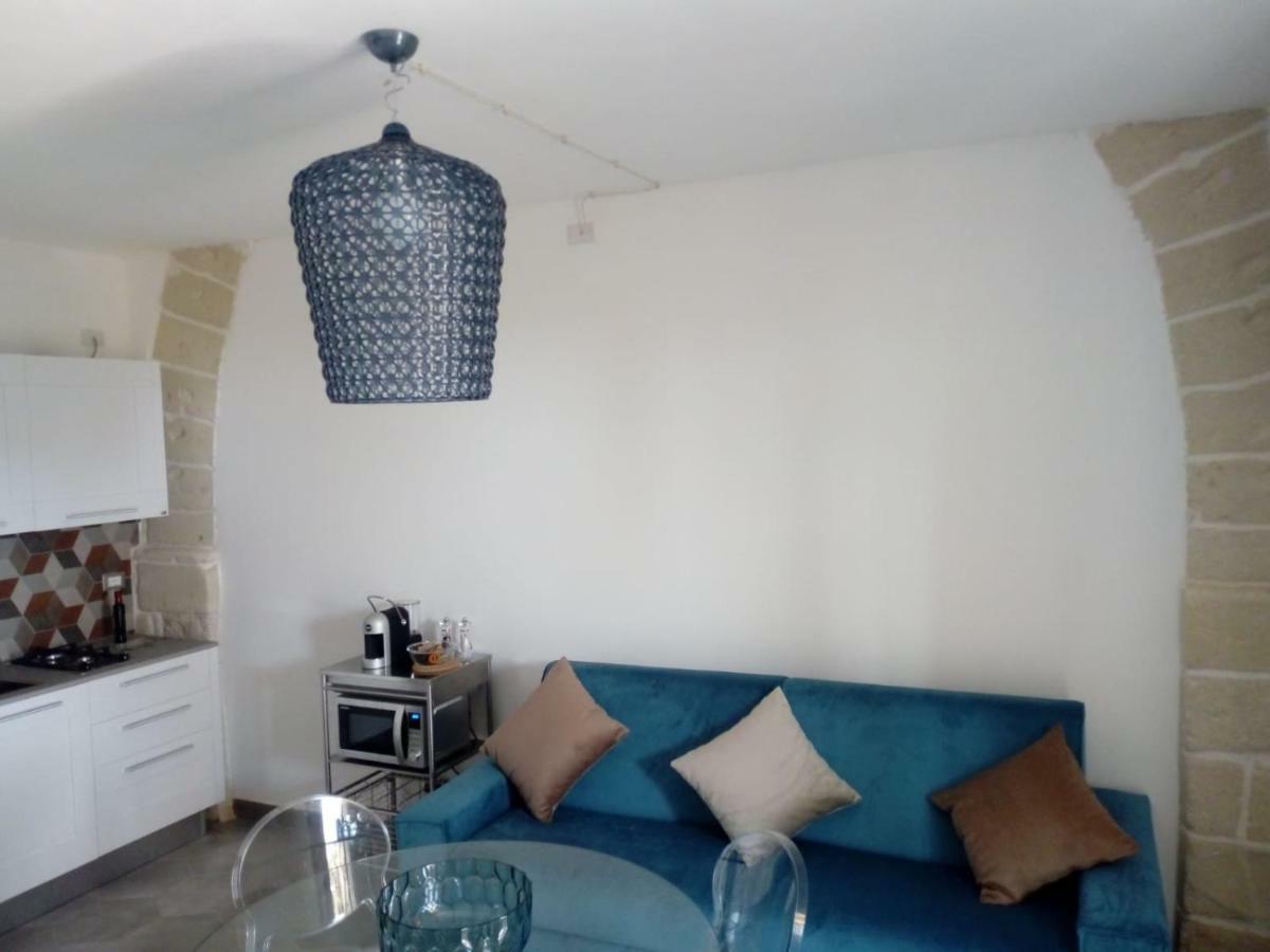 Le Suites Del Carrubo Favignana Exteriör bild